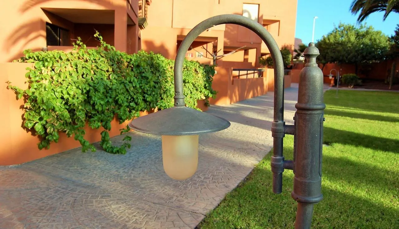 Paraiso La Tejita, terraza y piscina España